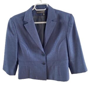 TRISTAN & ISEUT, fitted 3/4 Length Sleeve, Blue Blazer, size 8. Made in Canada